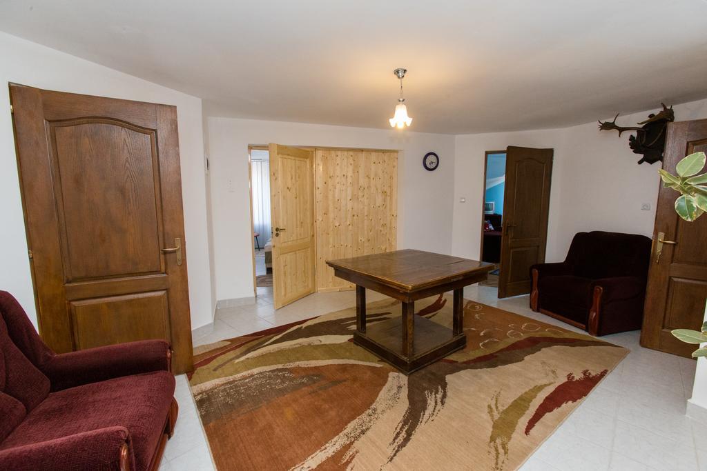 Casa Tudor Turda Pokoj fotografie